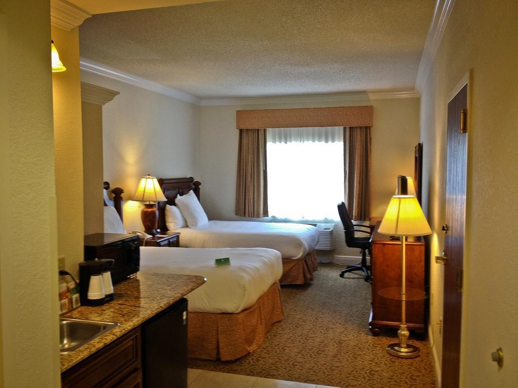 Amelia Hotel At The Beach Fernandina Beach Room photo